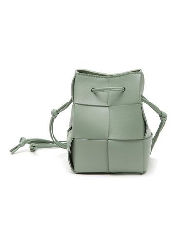 Intrecciato Leather Mini Bucket Bag - BOTTEGA VENETA - Modalova
