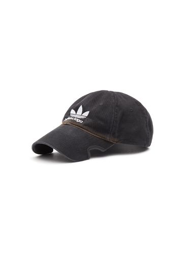 X ADIDAS DISTRESSED EMBROIDERED COTTON-TWILL BASEBALL CAP - BALENCIAGA - Modalova