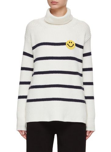 Smiley Face Knit Patch Fisherman Sweater - JOSHUA'S - Modalova