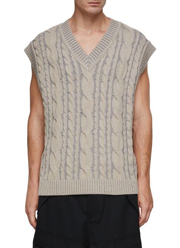 Wool Cable Knit Vest - JUUN.J - Modalova