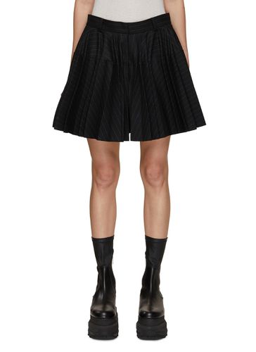 Pinstripe Pleated Mini Skirt With Integrated Shorts - SACAI - Modalova