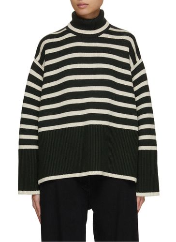 Signature Stripe Turtleneck Sweater - TOTEME - Modalova