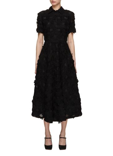Short Sleeve Belted Lace Square Cutout Midi Dress - SOONIL - Modalova
