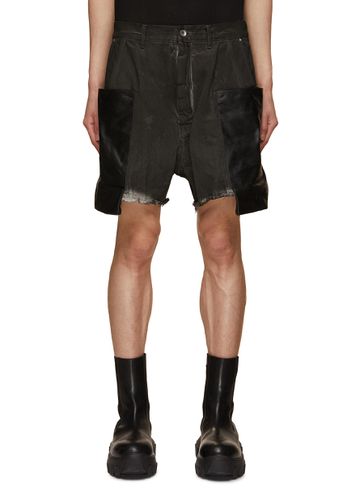 Extended Leather Pockets Denim Cargo Shorts - RICK OWENS - Modalova