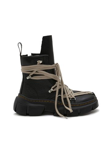 X Dr. Martens 1460 Leather Mega Lace Boots - RICK OWENS - Modalova