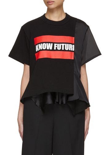 Know Future Graphic Print T-Shirt - SACAI - Modalova