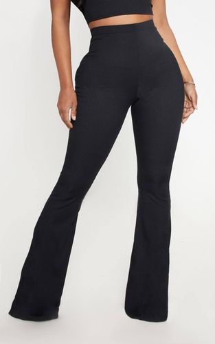 Black Pantalon Évasé Côtelé Sculptant | Taille 42 - PrettyLittleThing - Modalova