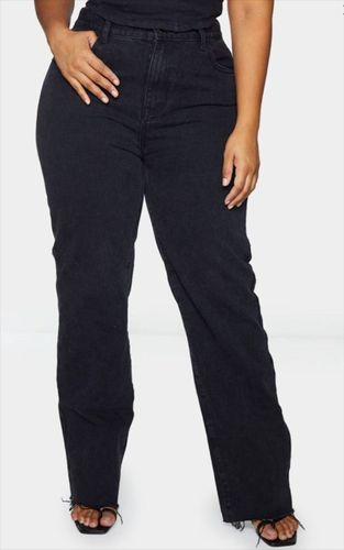 Black Plus Jean Droit Jambe Longue | Taille 44 - PrettyLittleThing - Modalova