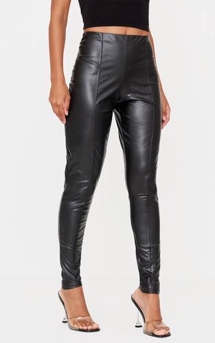 Black Legging En Synthétiquecuir Avec Détail De Pinces | Taille 32 - PrettyLittleThing - Modalova