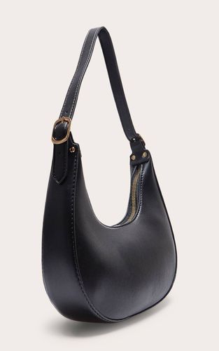 Black Sac À Bandoulière En SYNTHÉTIQUE Forme Incurvée - PrettyLittleThing - Modalova