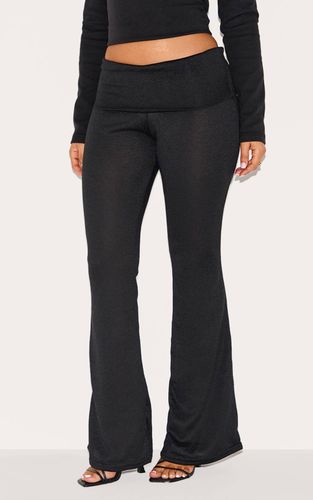 Black Pantalon Évasé Petite Taille À Revers | Taille 32 - PrettyLittleThing - Modalova