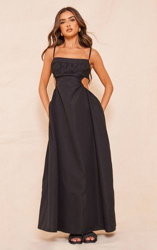Black Robe Longue Dos Découpé | Taille 32 - PrettyLittleThing - Modalova