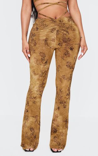 Green Pantalon Coordonné Taille Basse Plissé En Dévoré Texturé Shape | Taille 34 - PrettyLittleThing - Modalova