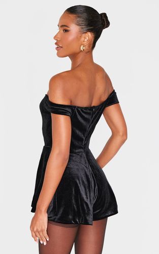 Black Combi-short Fluide En Velours À Encolure Bardot Cœur | Taille 32 - PrettyLittleThing - Modalova