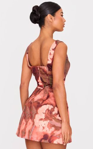 Brown Robe Trapèze Corsetée À Imprimé Floral | Taille 32 - PrettyLittleThing - Modalova