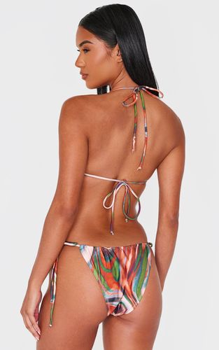 Multi Bas De Bikini À Imprimé Avec Fronces Et Liens Latéraux | Taille 42 - PrettyLittleThing - Modalova