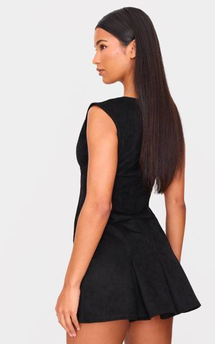 Black Robe Droite En Synthétique Avec Détails De Plis Et Poches | Taille 36 - PrettyLittleThing - Modalova