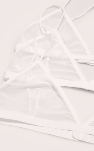 White Lot De 3 Brassières Triangle Basiques En Mesh | Taille XS - PrettyLittleThing - Modalova