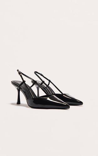 Black Escarpins À Talons Hauts Vernis À Bout Pointu Coupe Large | Taille 38 - PrettyLittleThing - Modalova