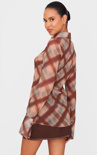 Brown Chemise Ajustée En Mousseline | Taille 36 - PrettyLittleThing - Modalova