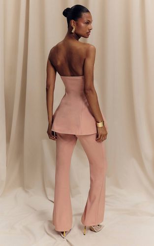 Peach Pantalon Évasé Ajusté En Tissu Tissé | Taille 36 - PrettyLittleThing - Modalova