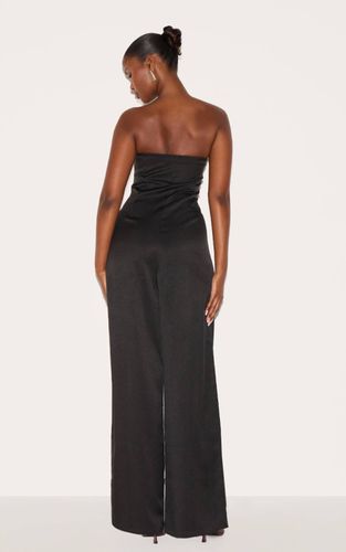 Black Combinaison Bandeau Jambe Large Boutonnée En Tissu Tissé Ajusté | Taille 32 - PrettyLittleThing - Modalova
