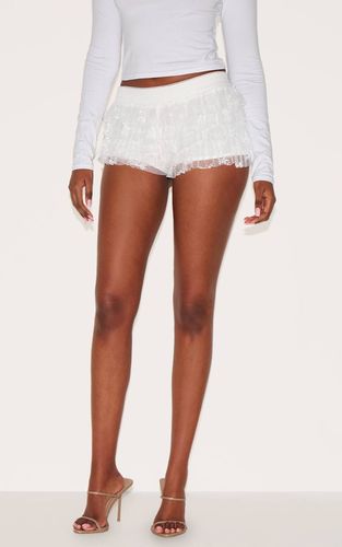 Cream Short Bloomer En Dentelle À Volants | Taille 42 - PrettyLittleThing - Modalova