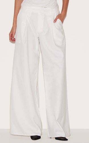 White Pantalon Large Tissé À Double Pli | Taille 42 - PrettyLittleThing - Modalova