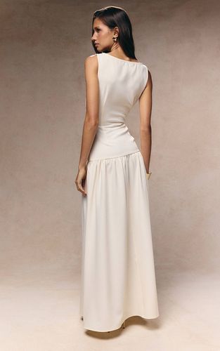 Cream Robe Maxi À Taille Basse Avec Boutons En Tissu Tissé | Taille 42 - PrettyLittleThing - Modalova