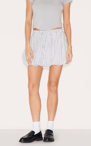 White Mini-jupe Bouffante En Coton | Taille 42 - PrettyLittleThing - Modalova