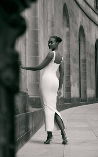 White Robe Longue Dos Échancré Premium | Taille 42 - PrettyLittleThing - Modalova