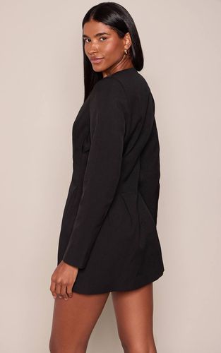 Black Robe Blazer Droite Plissée En Tissu Tissé | Taille 32 - PrettyLittleThing - Modalova