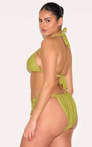Olive Bas De Bikini Tanga Basique Plus Avec Liens Sur Les Côtés | Taille 56 - PrettyLittleThing - Modalova