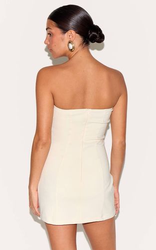Robe Mini Ajustée Petite Taille | Taille 42 - PrettyLittleThing - Modalova