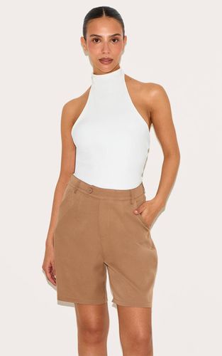 Short Tailleur Petite | Taille 32 - PrettyLittleThing - Modalova
