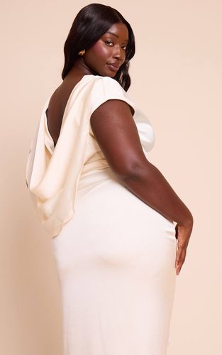 Cream Ensemble Coordonné Grande Taille Top Satiné Dos Drapé | Taille 56 - PrettyLittleThing - Modalova