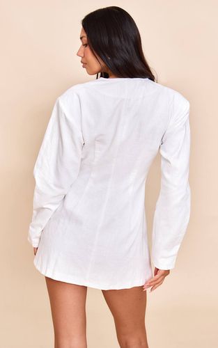 White Robe Courte En Lin Premium À Taille Cintrée Et Manches Cocon | Taille 32 - PrettyLittleThing - Modalova