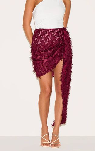 Deep Red Mini-jupe Drapée Sur Le Côté Texturée Petite | Taille 42 - PrettyLittleThing - Modalova