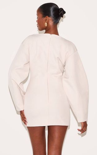 Cream Robe Blazer Cintrée À La Taille Avec Manches Cocon | Taille 32 - PrettyLittleThing - Modalova