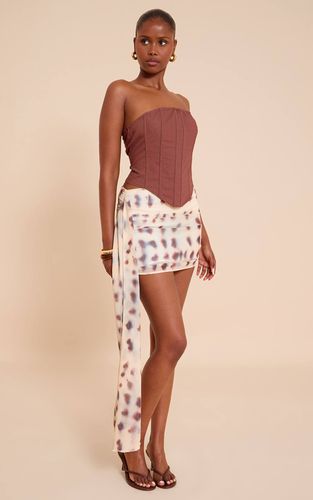 Cream Mini-jupe Drapée En Mousseline Imprimée | Taille 32 - PrettyLittleThing - Modalova