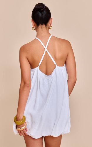 White Robe Bouffante Dos Nu Aspect Lin Texturé | Taille 44 - PrettyLittleThing - Modalova