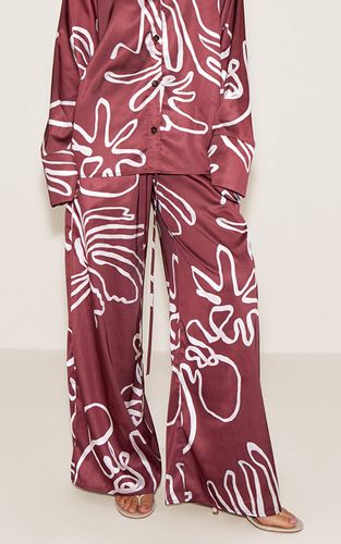 Brown Pantalon Large En Satin Imprimé À Cordon De Serrage | Taille 32 - PrettyLittleThing - Modalova