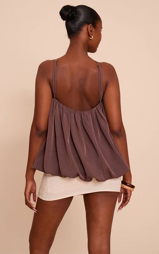 Mocha Top Boule En Mousseline De Soie À Col Licou | Taille 32 - PrettyLittleThing - Modalova