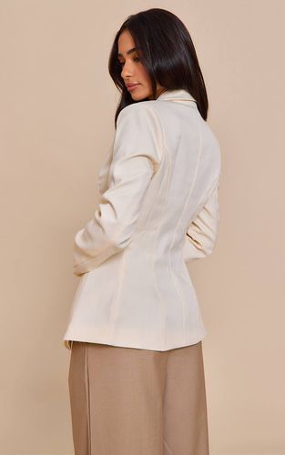 Cream Blazer Petite Ouvert À Taille Cintrée | Taille 40 - PrettyLittleThing - Modalova