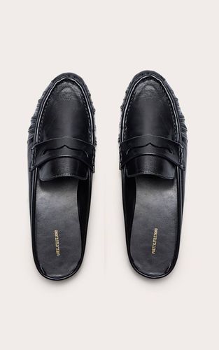 Black Mule Mocassin À Bout Rond Froncé | Taille 36 - PrettyLittleThing - Modalova