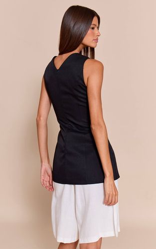 Black Gilet Tissé À Détail De Finition Asymétrique | Taille 42 - PrettyLittleThing - Modalova
