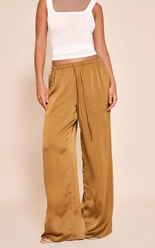 Pantalon Large Taille Basse En Satin Texturé Avec Cordon De Serrage | Taille 34 - PrettyLittleThing - Modalova