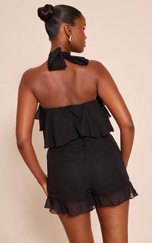 Black Combi-short En Mousseline À Col Licou Avec Volants | Taille 32 - PrettyLittleThing - Modalova