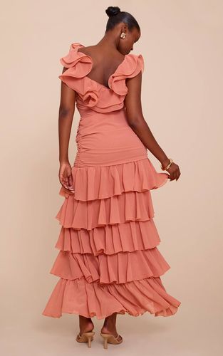 Blush Robe Maxi En Mousseline Froncée À Volants | Taille 34 - PrettyLittleThing - Modalova