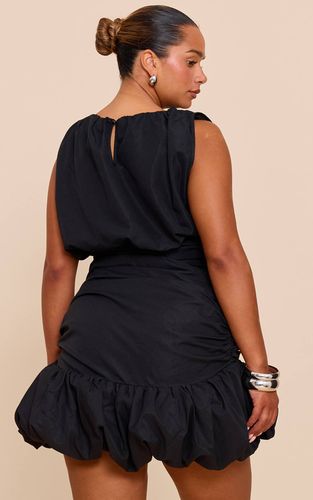 Black Top Shape Col Bateau Taille Cintrée | Taille 34 - PrettyLittleThing - Modalova